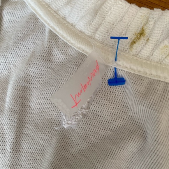 Free People Movement oversized white top with a V-neck Size XS - Picture 2 of 9
